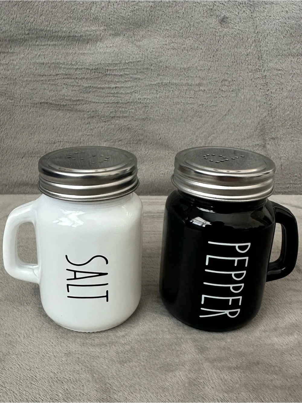 Farmhouse Mason Jar Salt and Pepper Shakers - White and Black w/ Handles